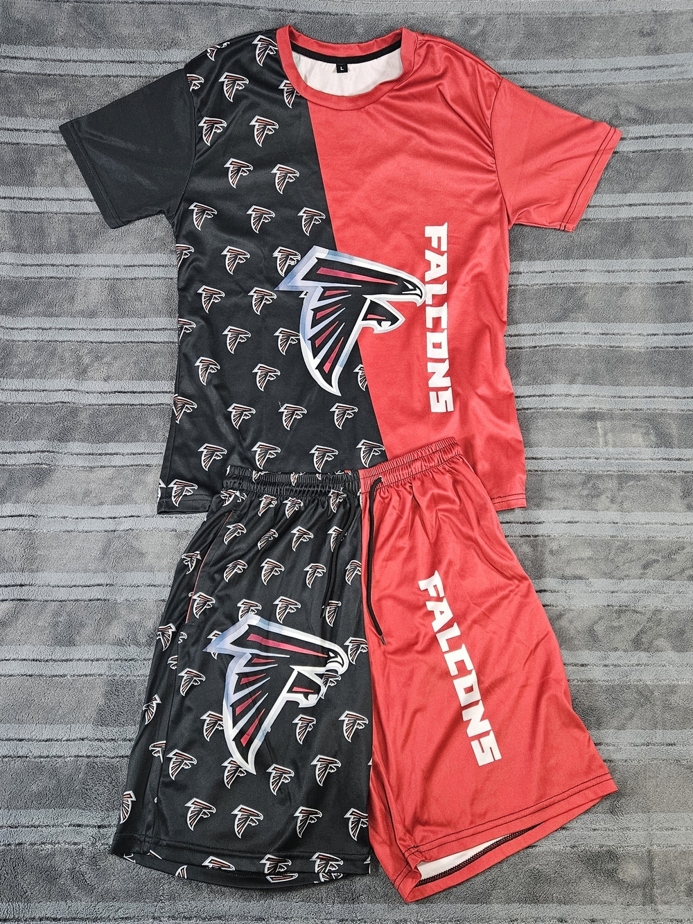Red and Black Falcons Short Sleeve Tee and Shorts Set L